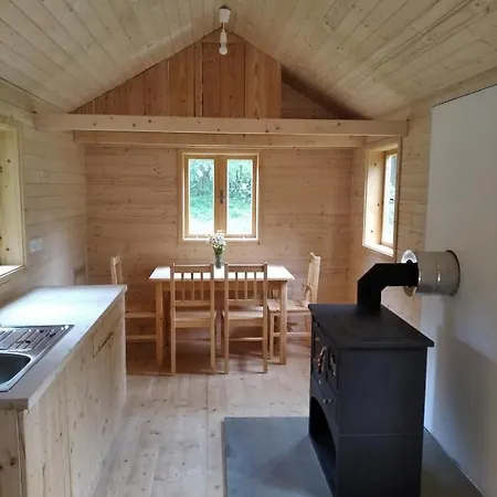 山林小屋 Celorocni Glamping V Pohodlnem Domecku *