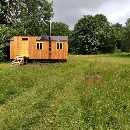 Celorocni Glamping V Pohodlnem Domecku Výprachtice