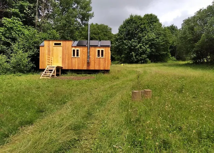 Celorocni Glamping V Pohodlnem Domecku Výprachtice